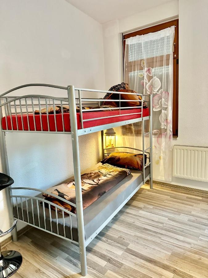 Ferienzimmer Healing Und Montuerwohnung Weißenfels Exteriér fotografie